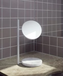 Normann Copenhagen Pose Tischspiegel, Weiß -Dekohaus Verkauf 2022 Pose Mirror White 03
