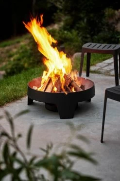 Ember Feuerschale, Klein, Schwarz -Dekohaus Verkauf Ember fire pit 3 1600px