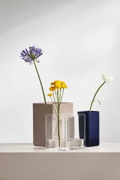 Iittala Ruutu Keramikvase, 180 Mm, Dunkelblau -Dekohaus Verkauf Iittala 2020 Ruutu