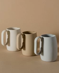 Lokki Krug, Weiß -Dekohaus Verkauf LOKKI saijahalko catalogue lokalhelsinki2022 5 1