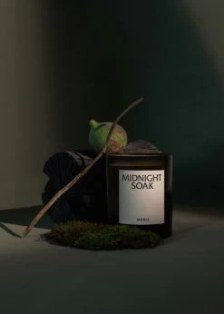 Menu Olfacte Duftkerze, 235 G, Midnight Soak -Dekohaus Verkauf MENU MENU The Olfacte Scented Candle Midnight Soak 2