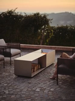 Brazier Feuertisch, Edelstahl 13 Brazier Feuertisch, Edelstahl -Dekohaus Verkauf Roshults Italien DSCF6321 HighRes