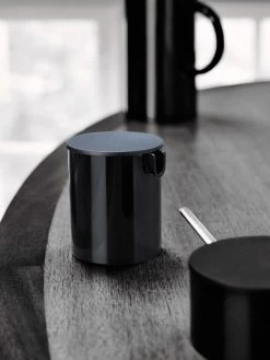 Stelton EM77 Isolierkanne, 1,0 L, Schwarz -Dekohaus Verkauf Stelton EM77 LS 1030 1