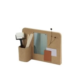 Muuto Story Pinnwand, Kork -Dekohaus Verkauf Story pinboard cork w styling 2 Muuto 5000x5000 hi res