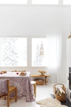 Villiyrtit Tischdecke/Überwurf, 150 X 200 Cm, Leinen - Bordeaux -Dekohaus Verkauf lapuankankurit villiyrtit tablecloth blanket and towel paussi towel linen bordeaux 2